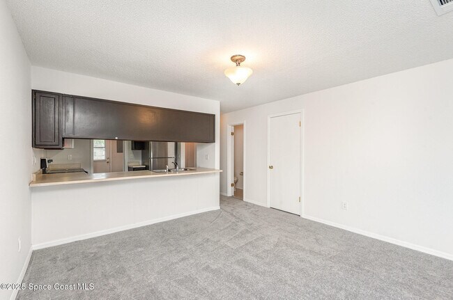 Building Photo - 3164 Finsterwald Dr
