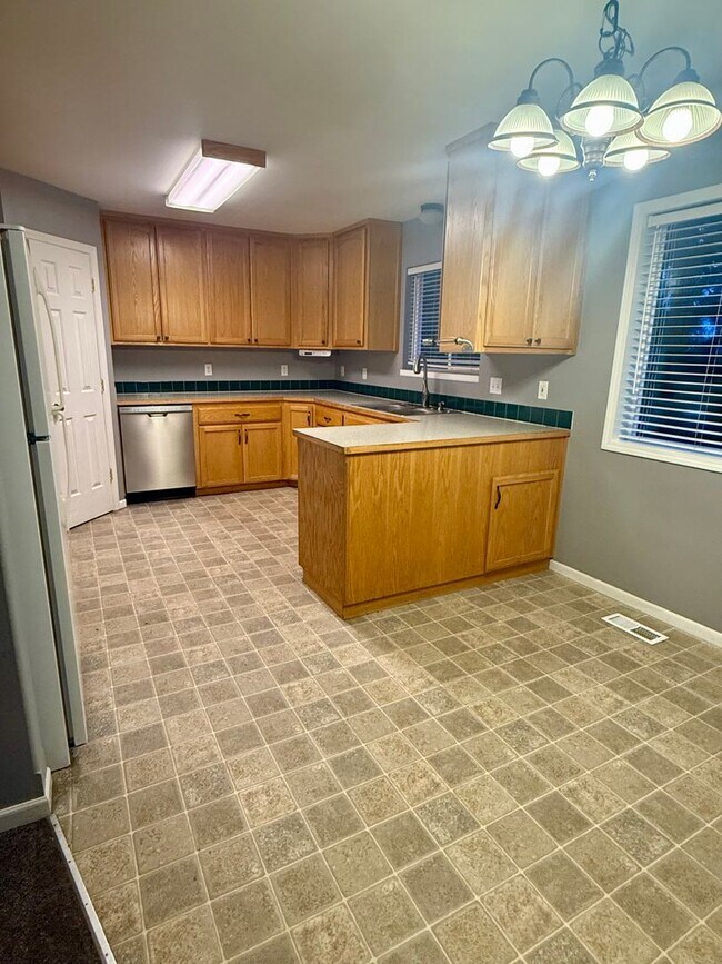 Building Photo - Cheney Home