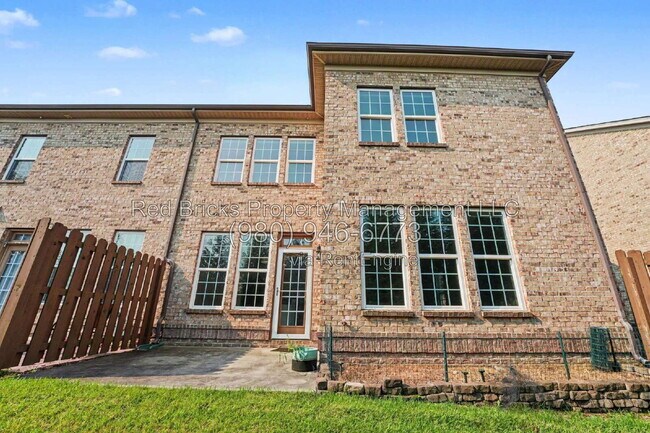 Building Photo - 9659 Camberley Ave NW