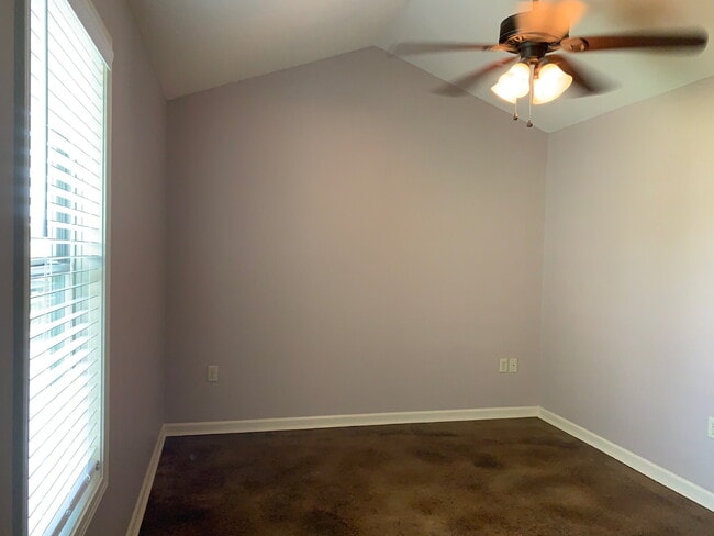 Building Photo - 426 Wildwood Point