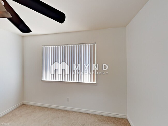 Building Photo - 5641 Playa Del Rey Ct