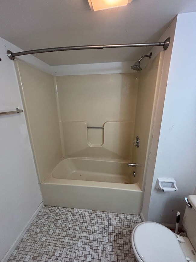 Building Photo - 183 Livingston Pl