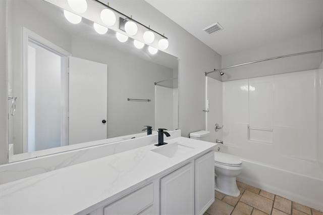 Building Photo - 1012 Waterview Dr