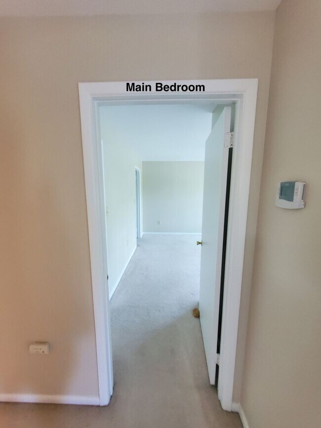 Building Photo - Condominium living at its finest! Updated,...