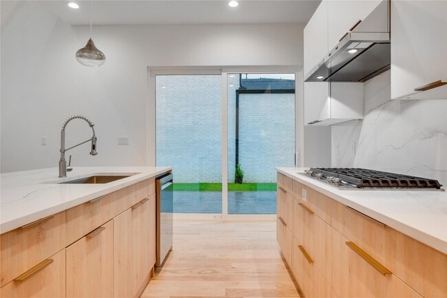 Building Photo - 3321 Walchard Ct