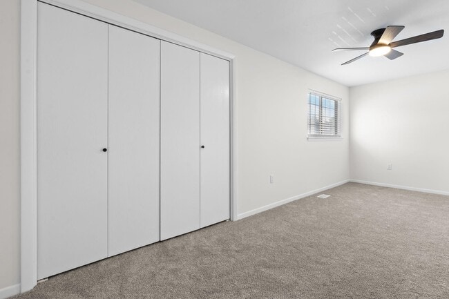 Building Photo - 2 Rockingham Ct