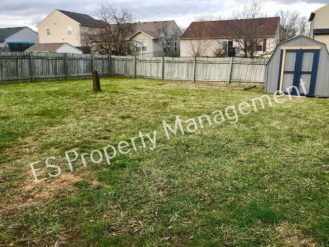 Building Photo - Great 3 Bedroom 2 Bathroom Ranch Style Hom...
