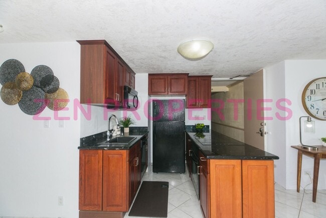 Building Photo - furnished 1 bedroom, 1 bath unit at Island Colony for rent.