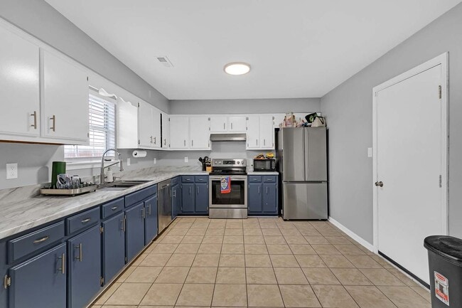 Building Photo - Call Sabrina Thomas Office at 757-767-0767 for more information