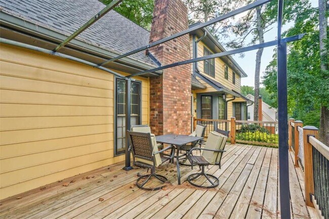 Building Photo - 5741 Wolf Laurel Dr SW