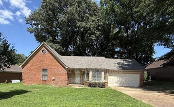 Building Photo - 6758 Valerie Dr