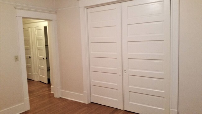 Interior Photo - Roxbury Apartments