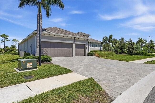 Building Photo - 17139 Jadestone Ct