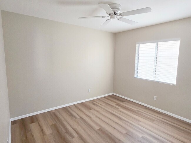 Building Photo - Remodeled 3-bedroom at Cooper and Warner/Ray