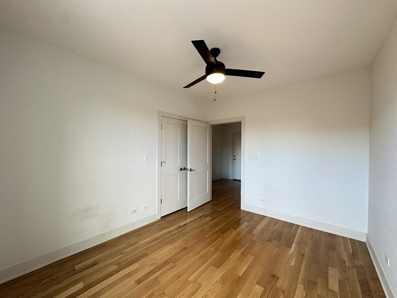 Building Photo - 2740 N Spaulding Ave