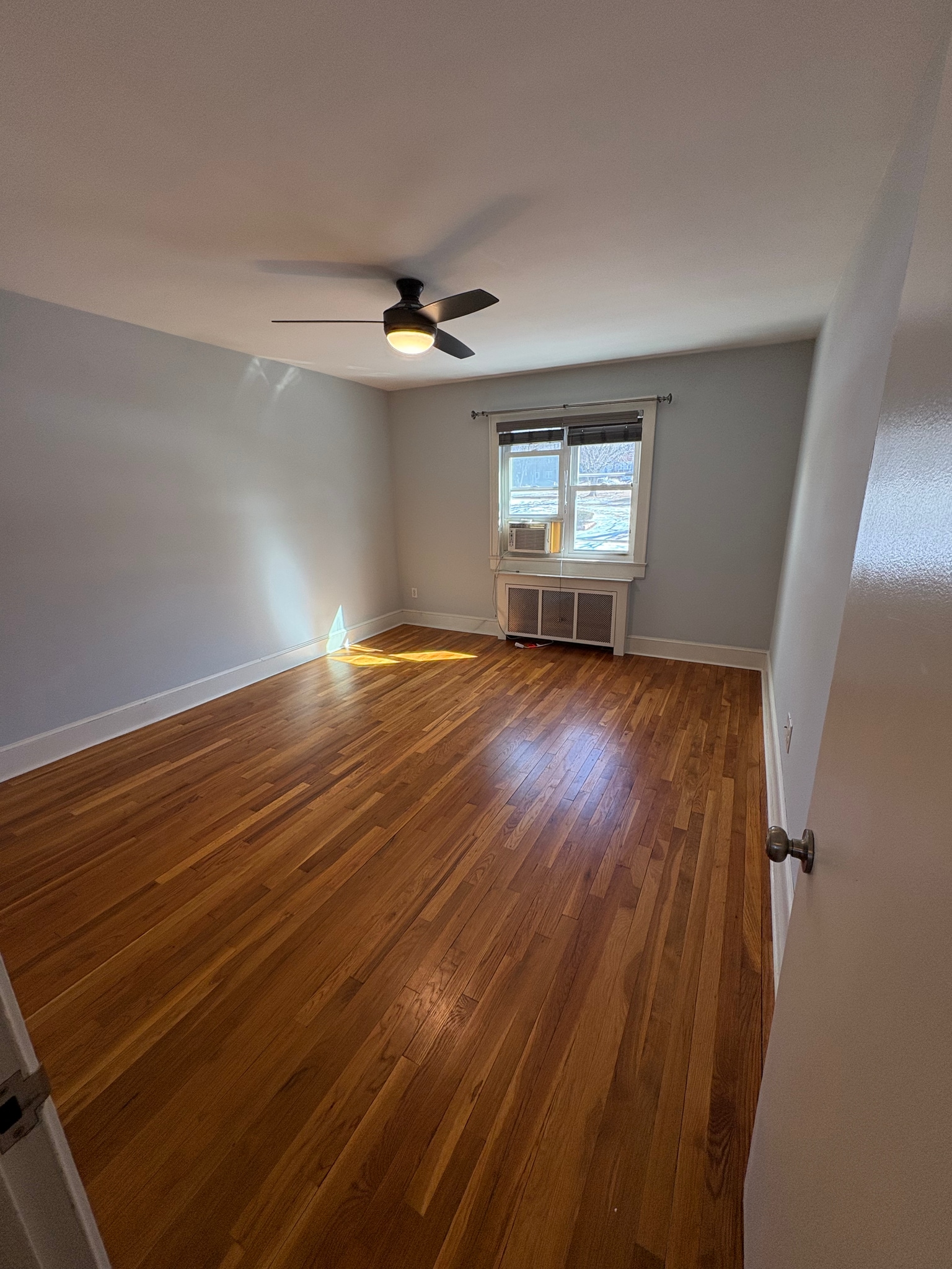 Building Photo - 12 Wedgewood Dr