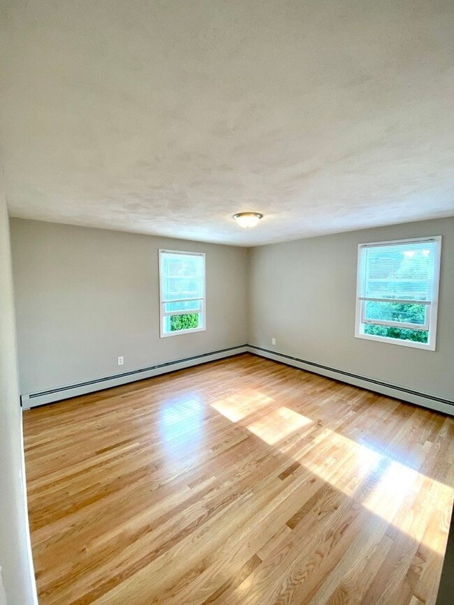 Building Photo - 40-42 August St.