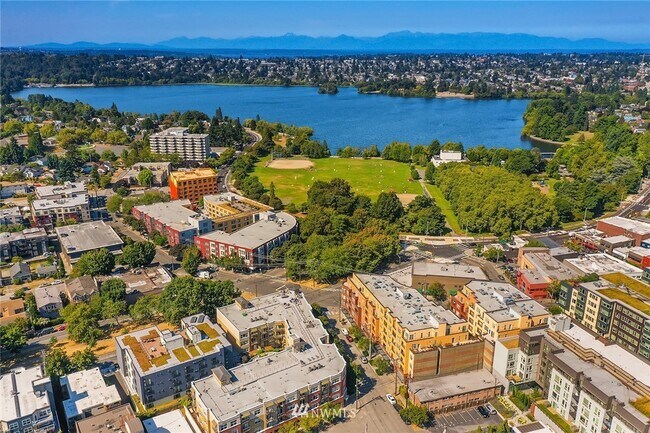 Aerial view of the location of the building next to the Greenlake - 410 NE 70th St