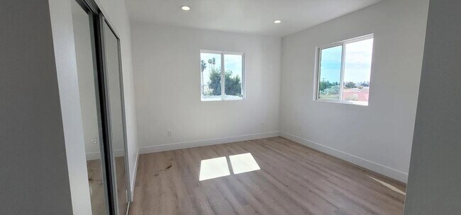 Building Photo - 3918 Brighton Ave