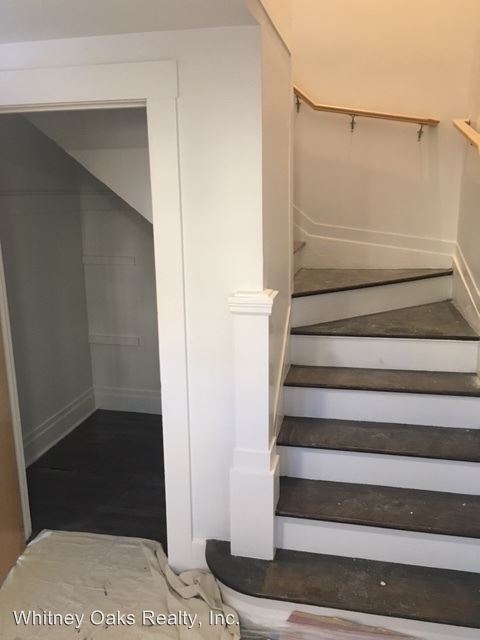 Building Photo - 851 46th Ave