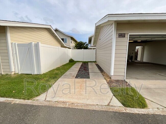 Building Photo - 91-1355 Kaileolea Drive