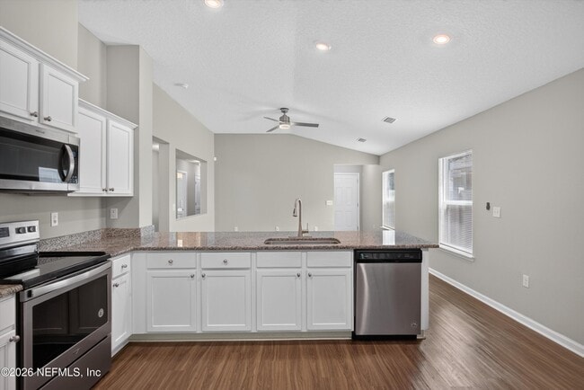 Building Photo - 7118 Preston Pnes Trl