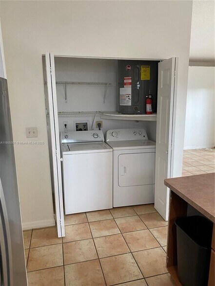 Building Photo - 7601 NW 166th Ter