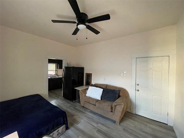 Building Photo - 736 West 7th Street