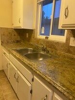 Building Photo - 2304 Peppertree Way