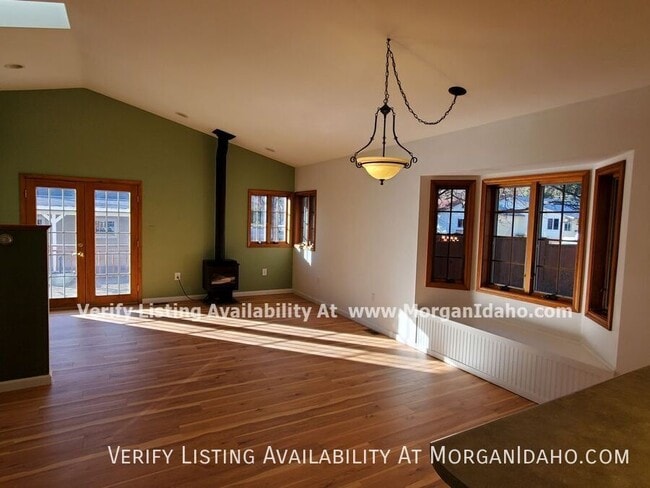 Building Photo - 1501 W Dewey St