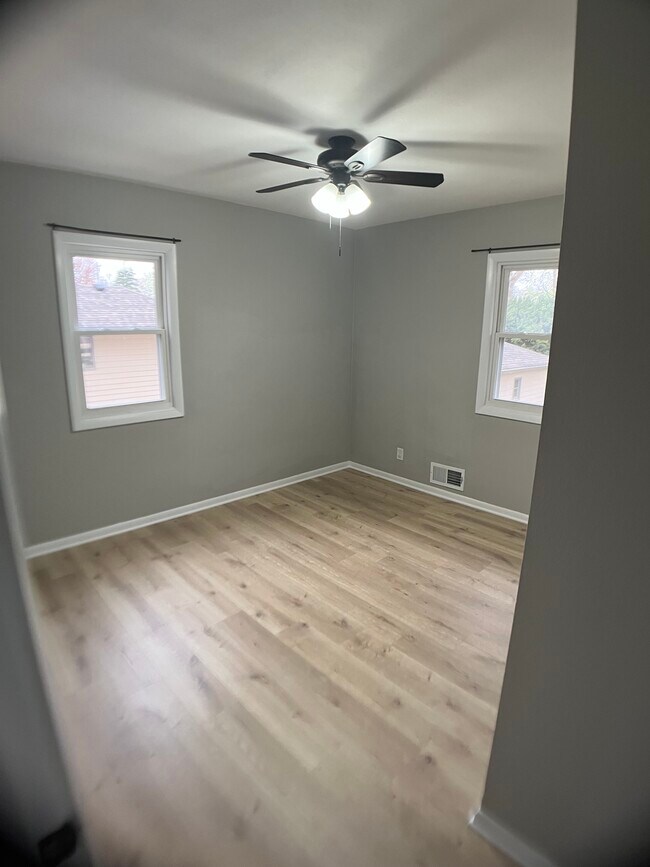 Bedroom 2 - 3935 43rd St