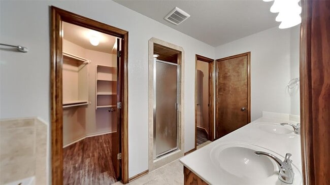 Building Photo - 2212 NW 157th Terrace