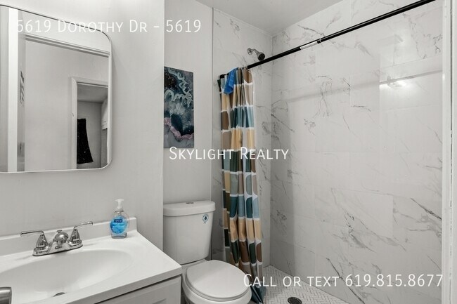 Building Photo - 5619 Dorothy Dr