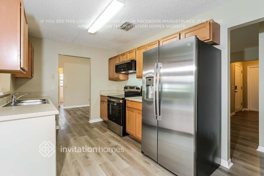 Building Photo - 480 Abello Rd SE