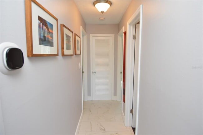 Building Photo - 5245 Coquina Key Dr SE