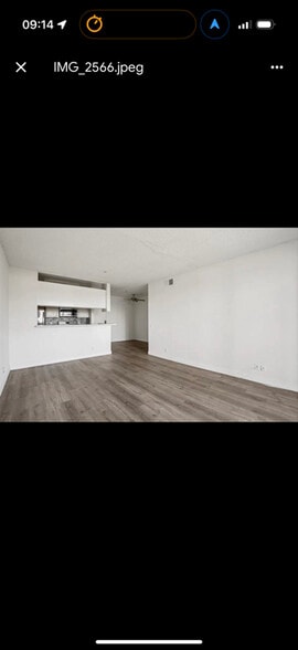 Building Photo - 120 Calle Amistad