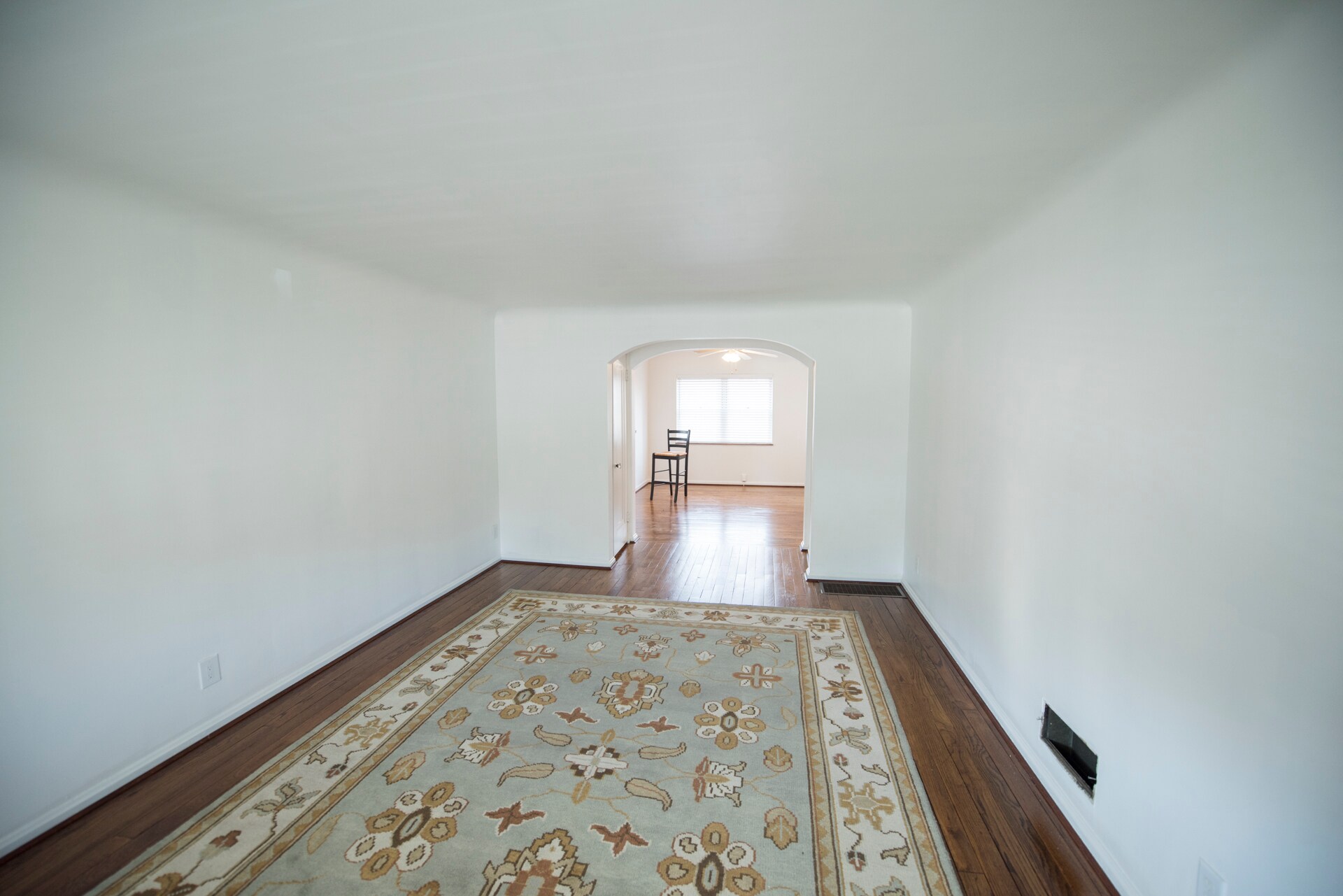 Building Photo - 2548 Losantiville Ave