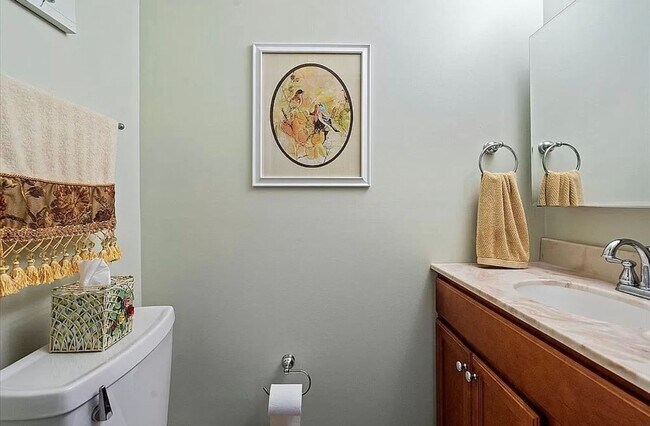 Building Photo - Charming Home! 4 Bedroom 2.5 Bathroom - Hopewell