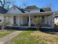 Building Photo - 3 bd 1 ba dowtown town Gadsden