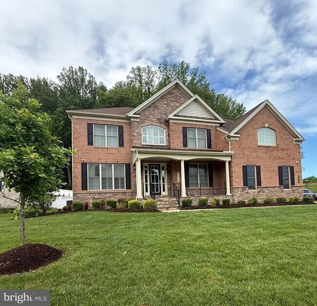 Building Photo - 4804 Bridle Ridge Rd