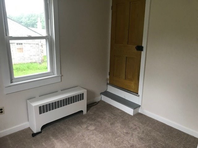 Building Photo - $1700 Farmhouse Palmyra 4 bedroom 1.5 bath