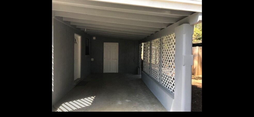 Building Photo - 10762 105th St