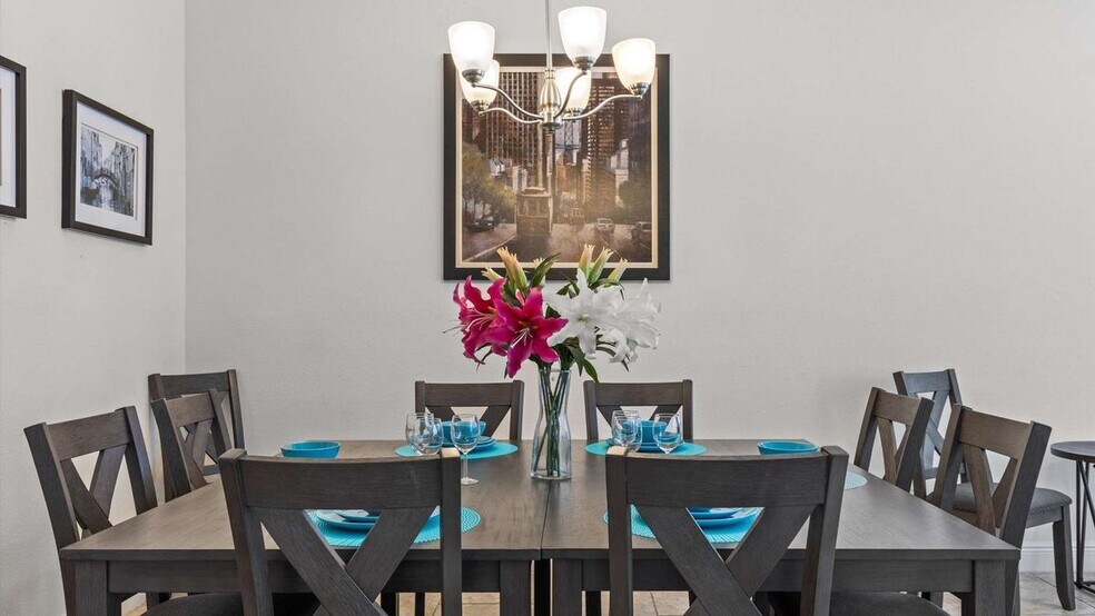 Building Photo - 5266 Wildwood Wy