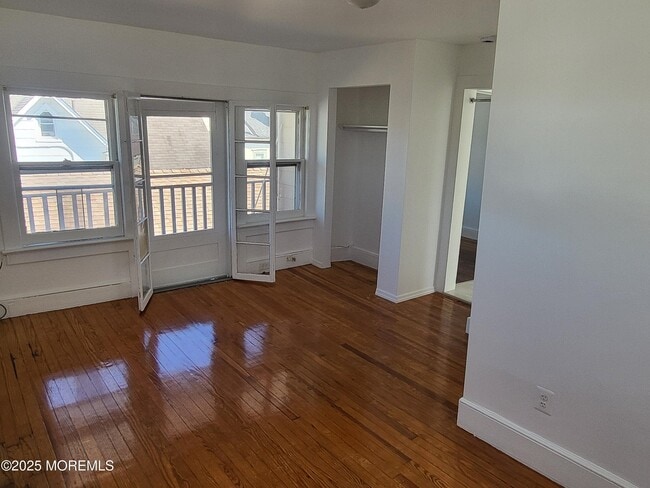 Building Photo - 122 Mt Hermon Way