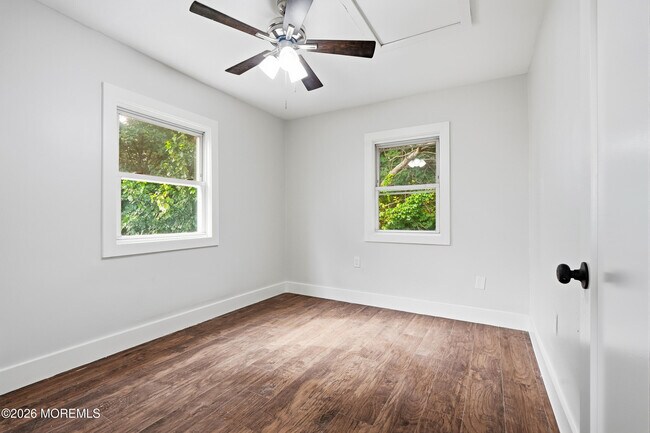 Building Photo - 236 Seaview Ave