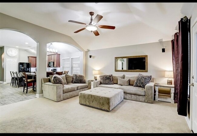 Building Photo - 16707 Promenade Park