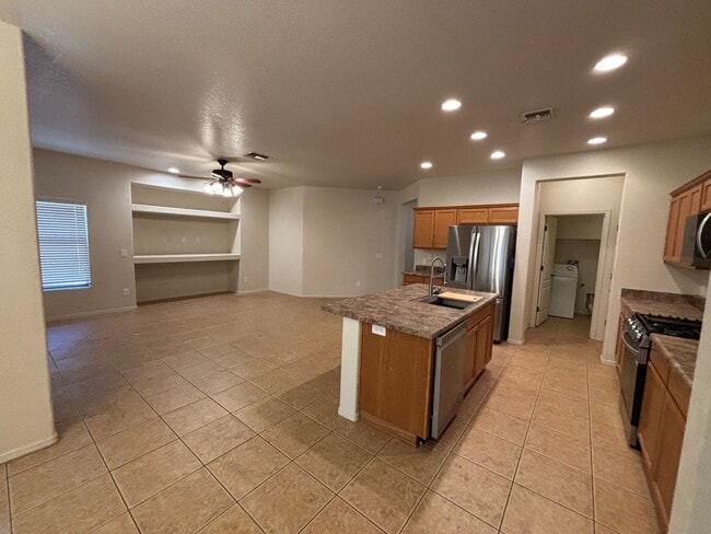 Building Photo - 5484 Canteria Court