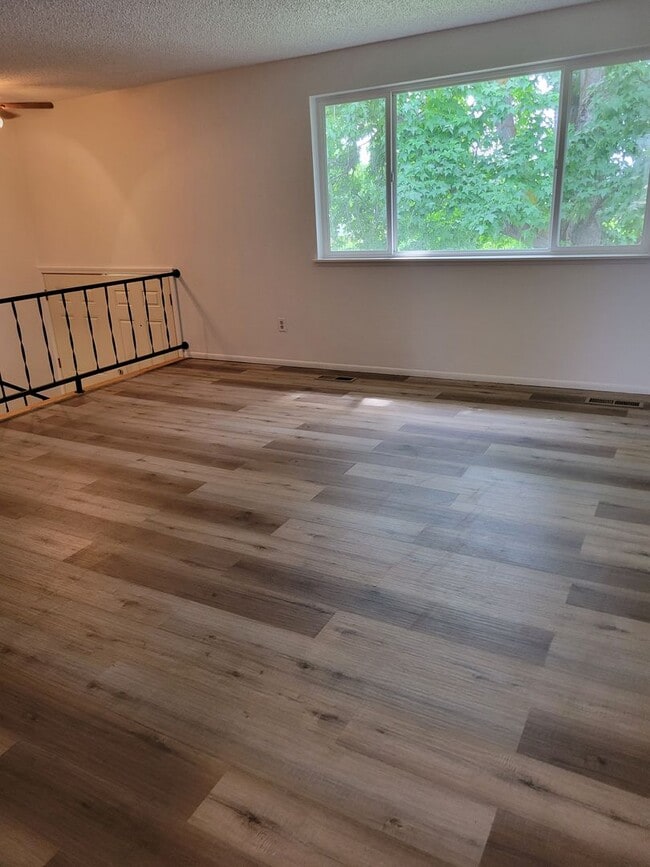 Building Photo - House located in West Valley