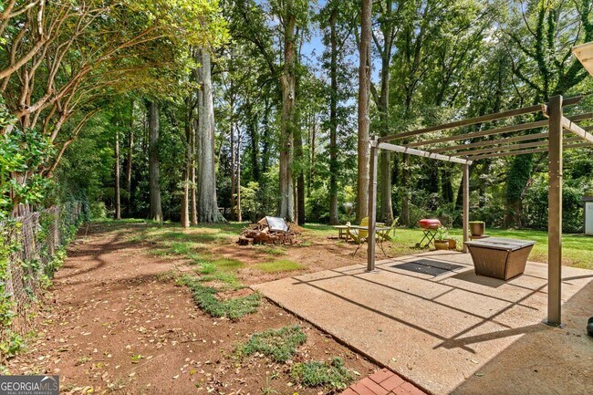 Building Photo - 3521 Canadian Way