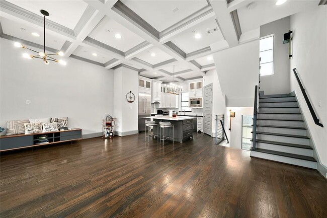 Building Photo - 2905 Bering Dr